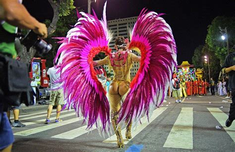 Carnival sets Rio alight as dancers take to the Sambadrome | Carnival ...