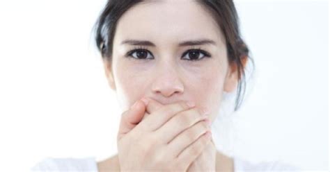 Suffer from belching? Try these natural remedies for desirable results