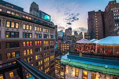 Magic Hour Roof Top at Moxy Times Square - Hotel in in New York, NY ...