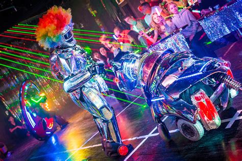 Japanese Robot Restaurant Show comes to Houston; get your discount code ...