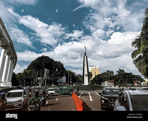 Tugu Kujang Bogor Stock Photo - Alamy