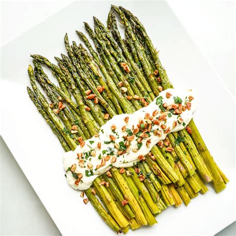 Asparagus with Goat Cheese Sauce - Sum of Yum