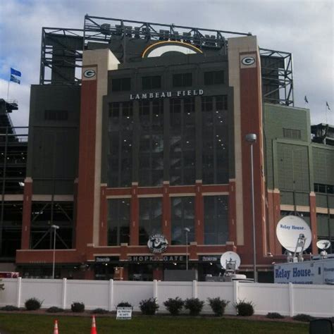 Lambeau Field Lot 9 - Parking in Green Bay