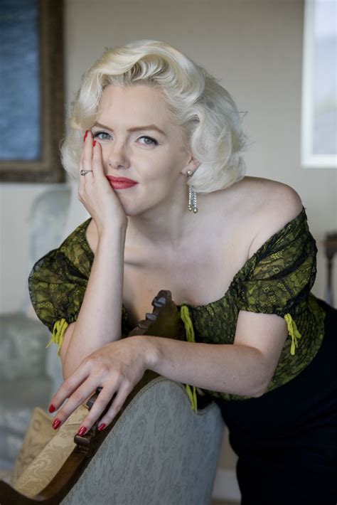 Marilyn Monroe Look Alike Susan - aboveidea