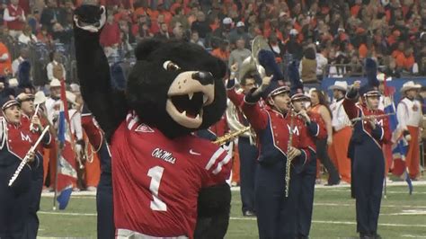 Bear or landshark? Ole Miss sidelines mascot voting extended