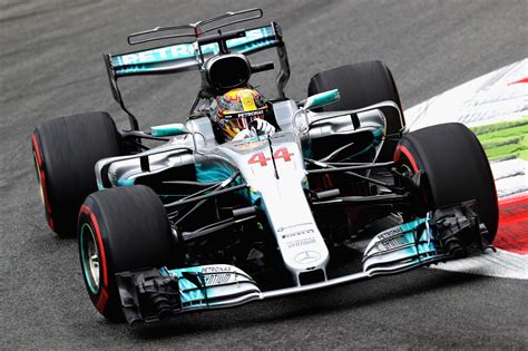 Lewis Hamilton: Mercedes auto was a dream to drive