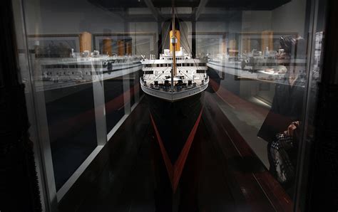 Titanic exhibit opens in D.C.