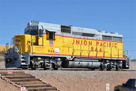 EMD GP30 | Union pacific train, Union pacific 844, Union pacific railroad