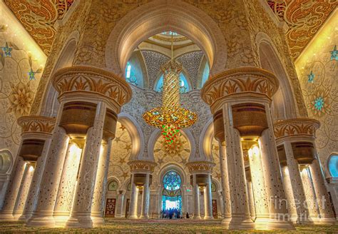 Interior Of Shiekh Zayed Mosque Photograph by Naufal Mq - Fine Art America