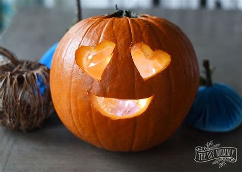 90+ Easy Pumpkin Carving Ideas for Halloween 2024 | Easy pumpkin ...