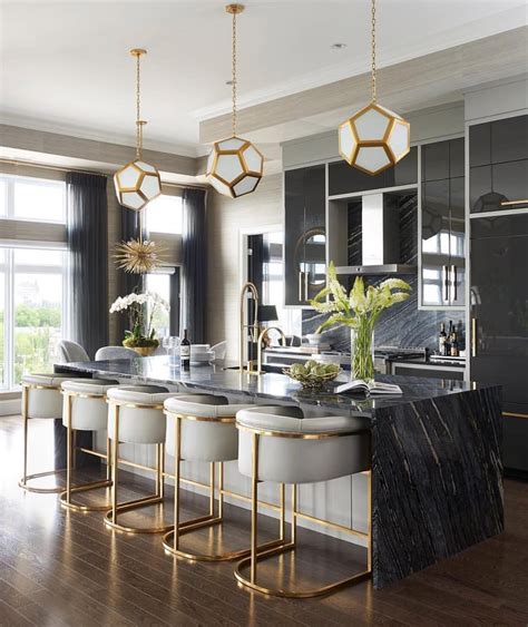 Yes please! Who else is feeling this Black, White & Gold Modern Glam? # ...