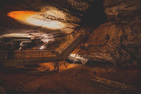 10 Best Mammoth Cave Tours Worth Your Time - Passport To Eden