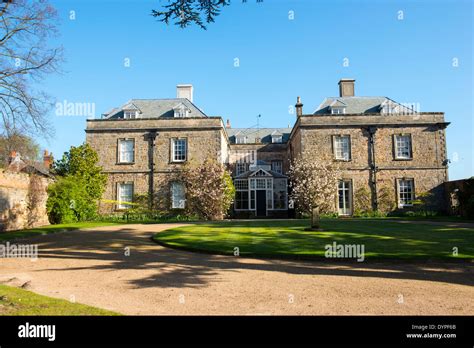 Melbourne hall gardens hi-res stock photography and images - Alamy