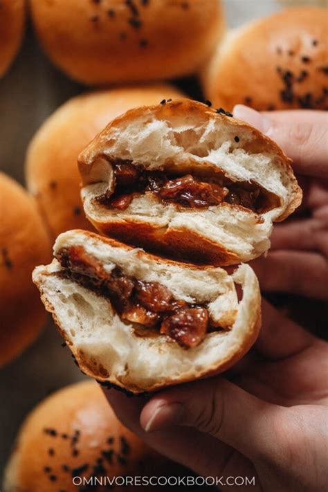 Baked BBQ Pork Buns (Char Siu Bao) - Omnivore's Cookbook