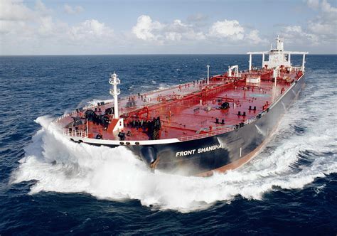 Record Oil Tankers Sailing to China Amid Stockpiling Signs - Bloomberg