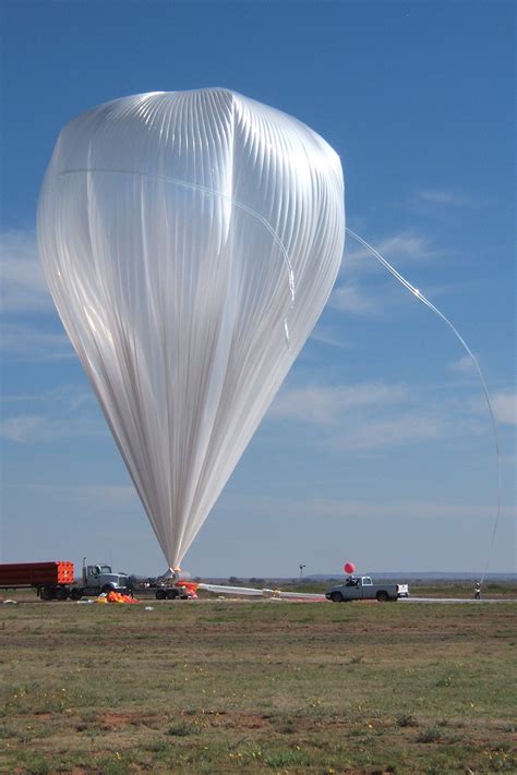 Science Fiesta Expo: NWS Live Weather Balloon Launch - Explora