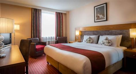 Maldron Hotel Parnell Sq, Dublin, Ireland - Booking.com Maldron Hotel ...