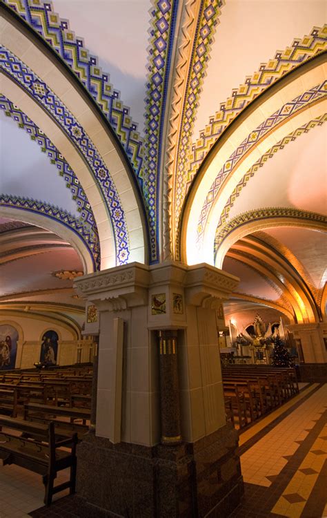 The Basilica (Inside) – Sainte-Anne-de-Beaupré, Quebec | MegaPixel Travel