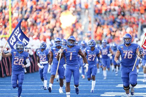 Why Boise State Football Can Make a New Year's 6 Bowl Game