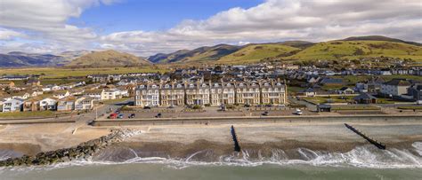 Tywyn Beach | Visit Snowdonia