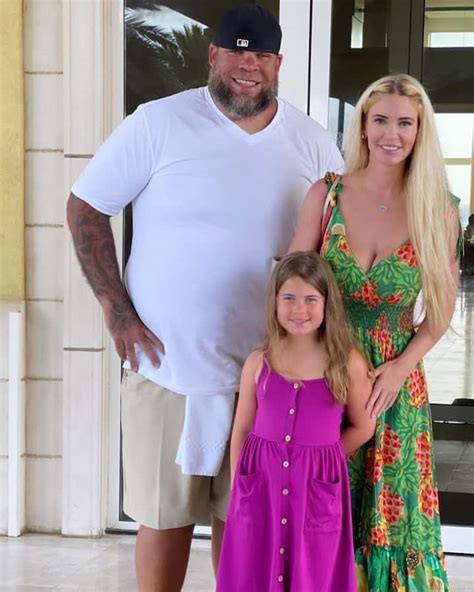 Who Is Tyrus Wife Ingrid Rinck? Age, Marriage, Children, Net Worth ...