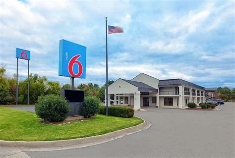 MOTEL 6 SCOTTSBORO, AL - HWY 72 - Hotel Reviews, Photos, Rate ...