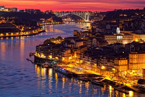 Ribeira,le quartier historique de Porto - Le nord et le centre du ...