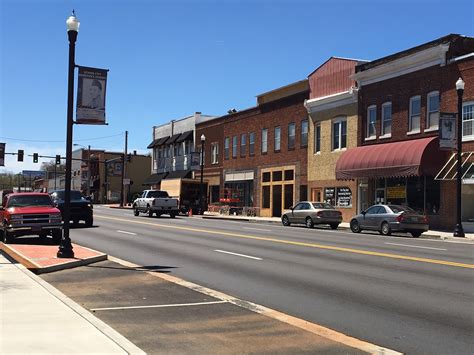 Lenoir City Streetscape Design Phase 1 – Cannon and Cannon