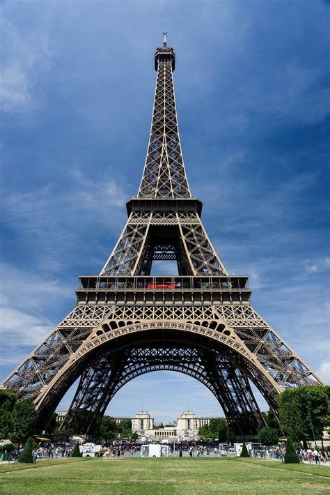 Eiffel Tower - Paris Forever