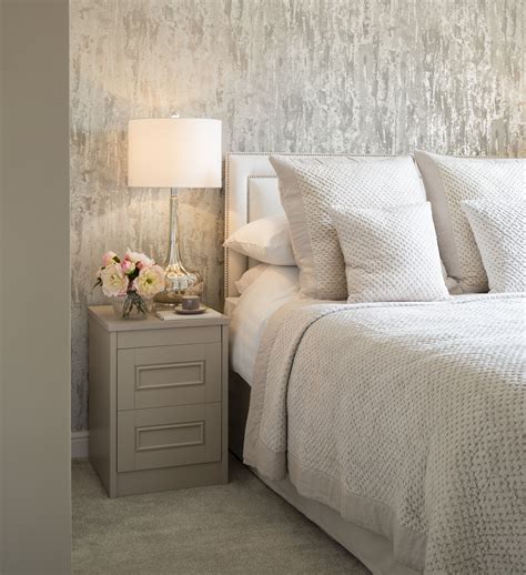 10+ Bedroom Accent Wall Wallpaper – HomeDecorish