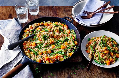 Cheat’s Butternut Squash Paella Recipe | Healthy Recipes | Tesco Real ...