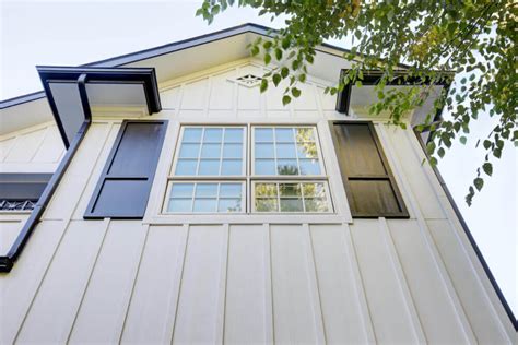 What are the Pros and Cons of Board and Batten Siding?