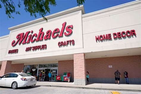 Michaels will open store at Cedar Rapid’s Westdale Town Centre in 2024 ...