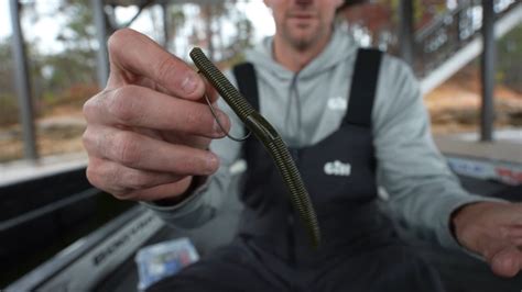 1-Minute Angler: Palmer's favorite ways to rig a stick worm - Bassmaster