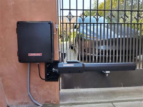 Best Automatic Gate Opener For Residential Use: 5 Things to Consider