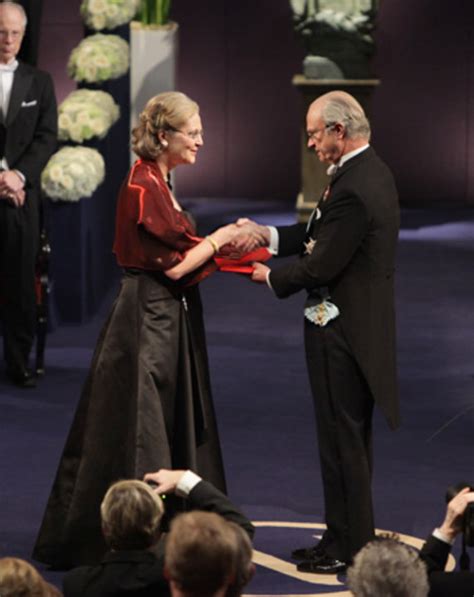 Elizabeth H. Blackburn – Photo gallery - NobelPrize.org