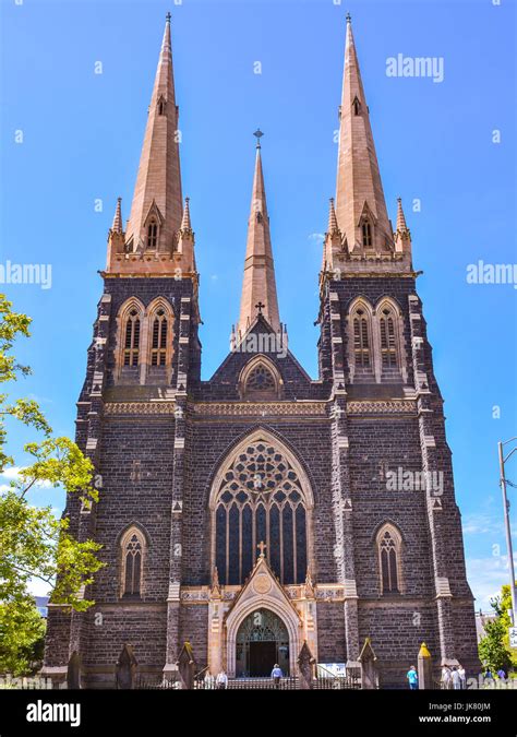 St patricks cathedral in melbourne hi-res stock photography and images ...