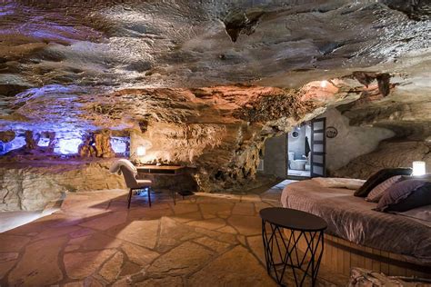 Unique and Unusual Hotels in Arkansas