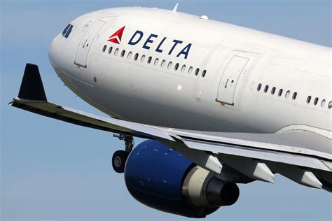 Delta Air Blasted By Flight Attendants Over 'Deeply Concerning' Plans ...