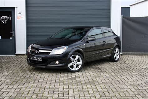 Opel Astra GTC 1.6 Sport kopen bij NF Automotive