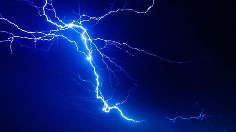 Blue Lightning Wallpapers - Wallpaper Cave