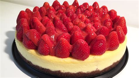 Strawberry Cheesecake with Chocolate Digestive Biscuit Base - Cheeky ...