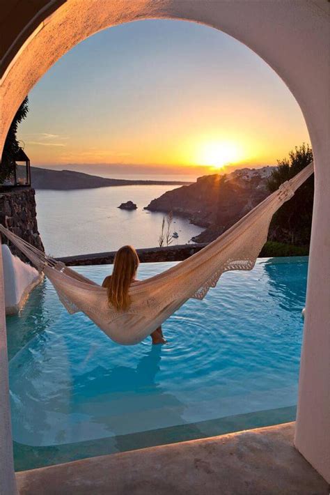 10 Best Hotel Infinity Pools in Santorini