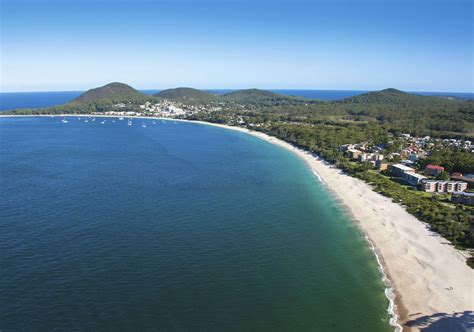 Shoal Bay NSW - Plan a Holiday - Things to Do, Beach, Hotels & Maps