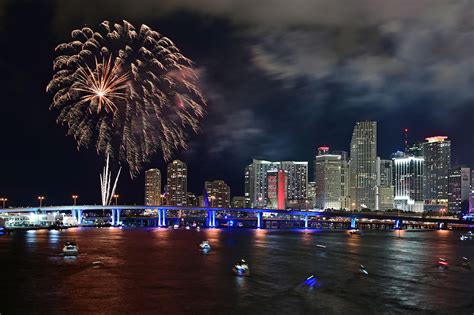 Tributes to condo victims, rescuers replace July 4 fireworks in Florida