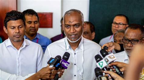 Maldives' new president set to take office as debt alarms intensify ...