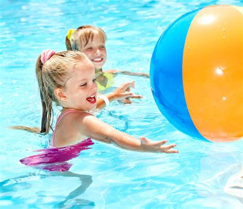 25+ Awesome Swimming Pool Games for Kids - Big Family Blessings