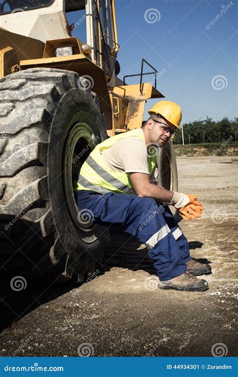 Bulldozer operator stock image. Image of engineer, site - 44934301