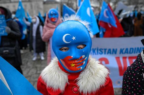 Hundreds of Uyghurs protest Chinese minister’s Turkey visit | The ...