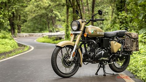 Images of Royal Enfield Classic 350 | Photos of Classic 350 - BikeWale